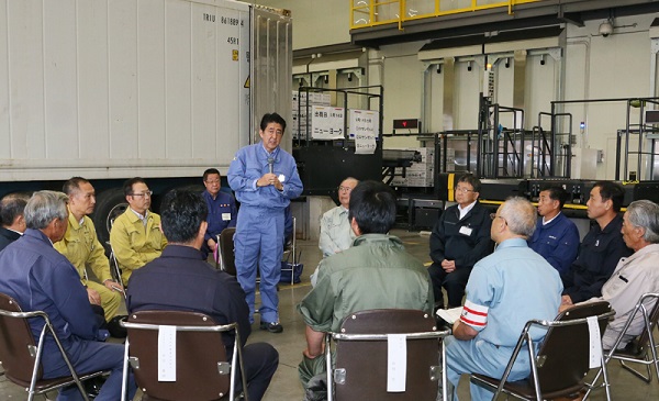『一日も早いインフラの復旧・復興、そして生業の再建に向けて全力を尽くしていく。激甚災害の指定を16日の閣議で行う考え』