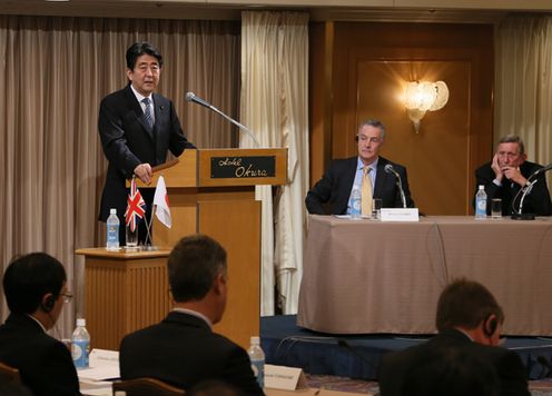 安倍总理出席了在东京都内举行的“日英安全保障合作会议”，并发表了基调演讲。