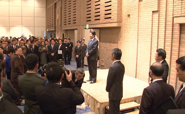 安倍总理出席了自卫队纪念日招待会。