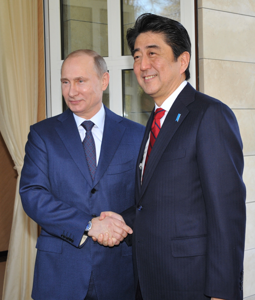 安倍总理访问了俄罗斯联邦,出席了索契奥运会开幕式等。