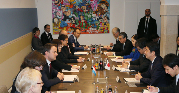 安倍总理访问了卢森堡大公国。