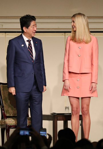 安倍总理出席了在东京都内举行的国际女性会议WAW!（World Assembly for Women）（WAW! 2017）。