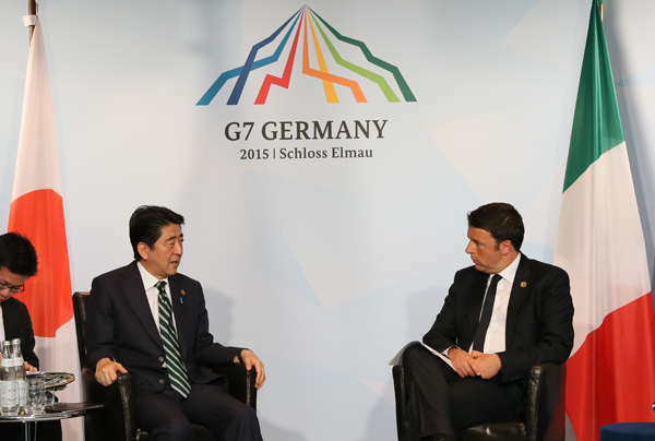 安倍总理出席了七国集团（G7）埃尔茂峰会。