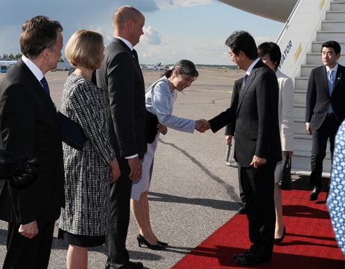 安倍总理访问了芬兰及丹麦。
