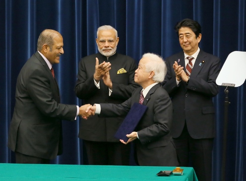 安倍总理在总理大臣官邸与印度总理纳兰德拉・莫迪 举行了首脑会谈等。