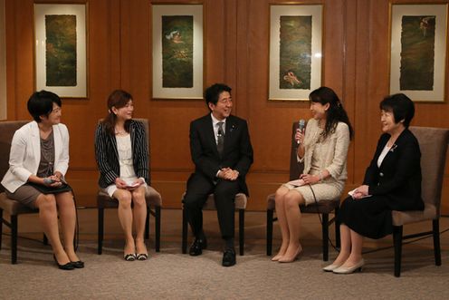 安倍总理访问了兵库县及和歌山县。