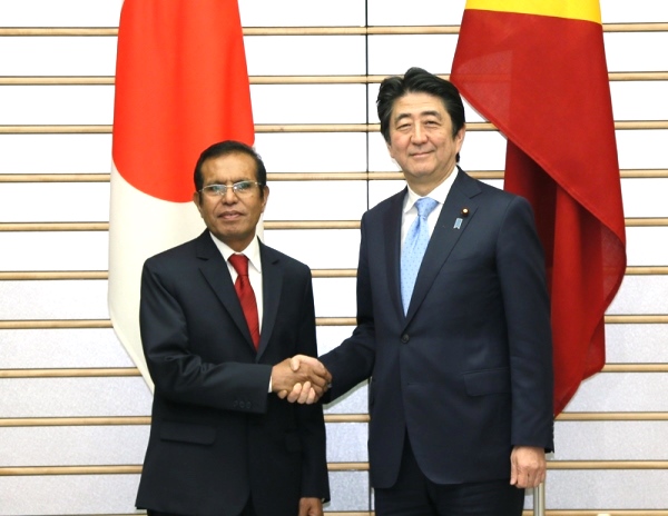 安倍总理在总理大臣官邸与东帝汶民主共和国塔乌尔·马坦·鲁瓦克总统举行了首脑会谈等。