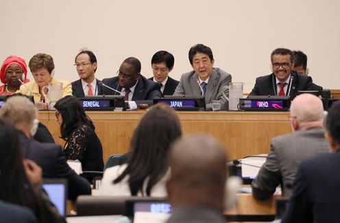 安倍总理在“通过全民健康覆盖（UHC）实现可持续发展目标（SDGs）”会议上演讲
