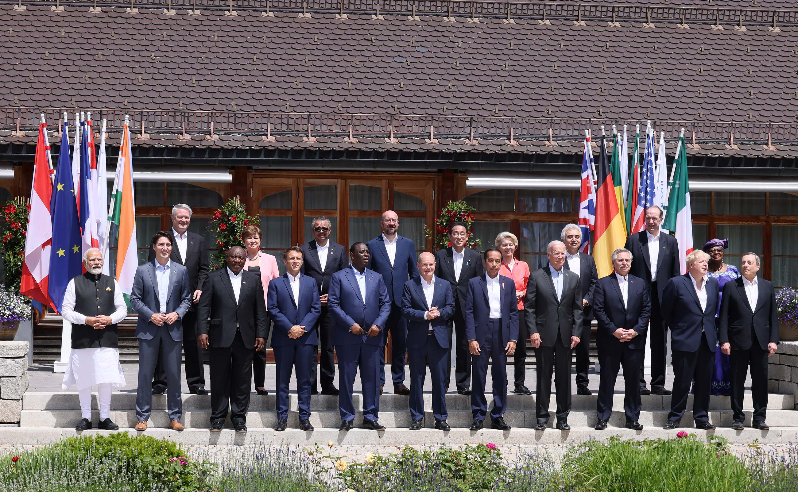 七国集团(G7)埃尔茂峰会及与各国的首脑会谈 -第2天-