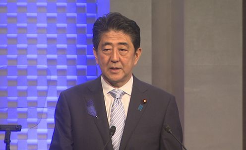 安倍总理出席了在东京都内举行的第20次“海之日”特别庆典综合开幕式，并发表了演讲。