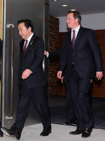 野田总理在总理大臣官邸与英国戴维•卡梅伦首相举行了会谈。