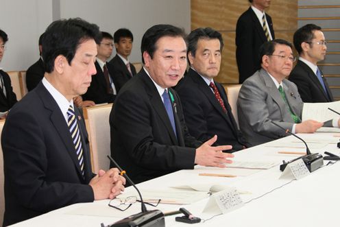 野田总理在总理大臣官邸召开了第16次地方主权战略会议。
