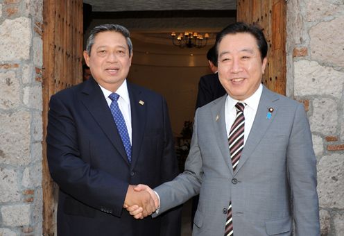 2012年6月18日（当地时间），野田总理出席了在墨西哥洛斯卡沃斯举行的二十国集团洛斯卡沃斯峰会。