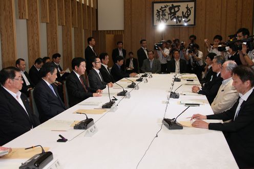 野田总理在总理大臣官邸召开了2012年第9次国家战略会议。