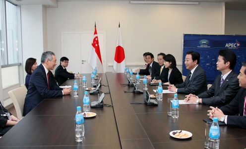 野田总理为了出席符拉迪沃斯托克APEC峰会，访问了俄罗斯联邦符拉迪沃斯托克。