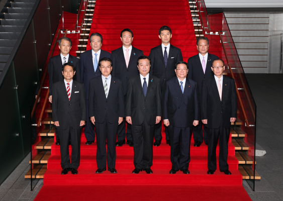 在今天的内阁会议上决定了野田第三次改造内阁的副大臣以及大臣政务官。