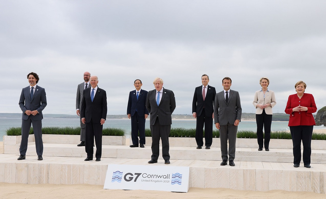 Ｇ７首脳との集合写真撮影１