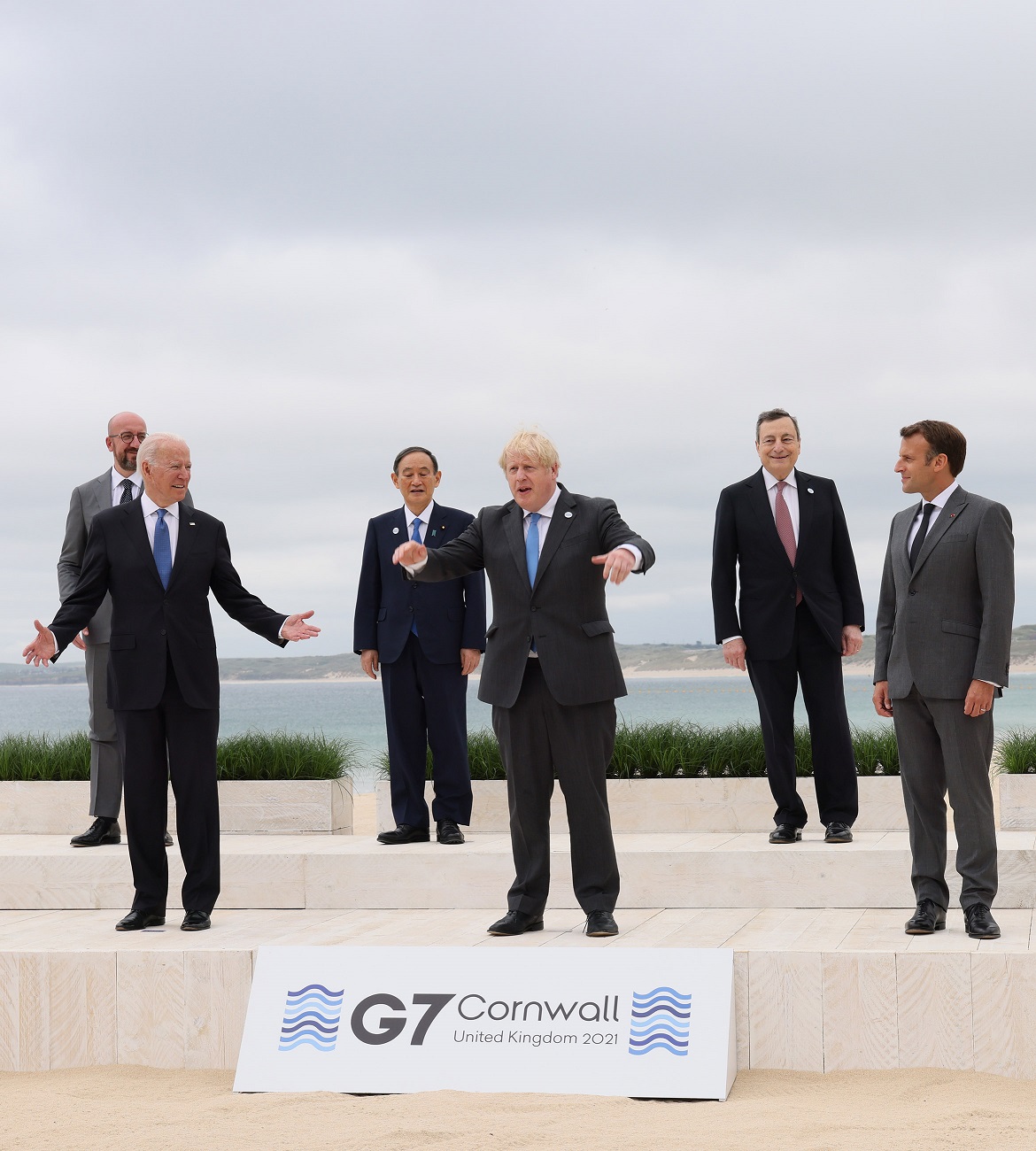 Ｇ７首脳との集合写真撮影３