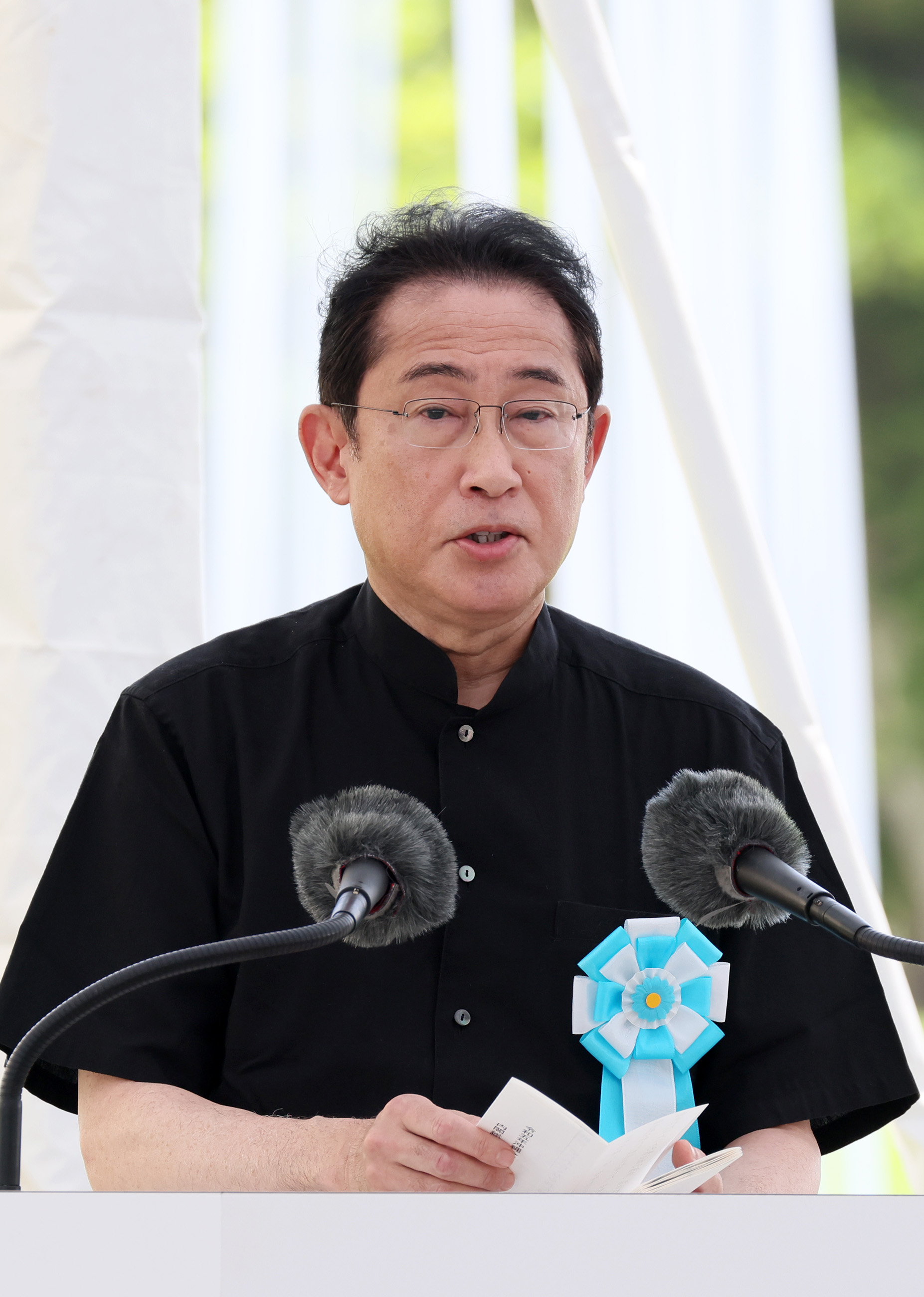 沖縄全戦没者追悼式で挨拶する岸田総理２