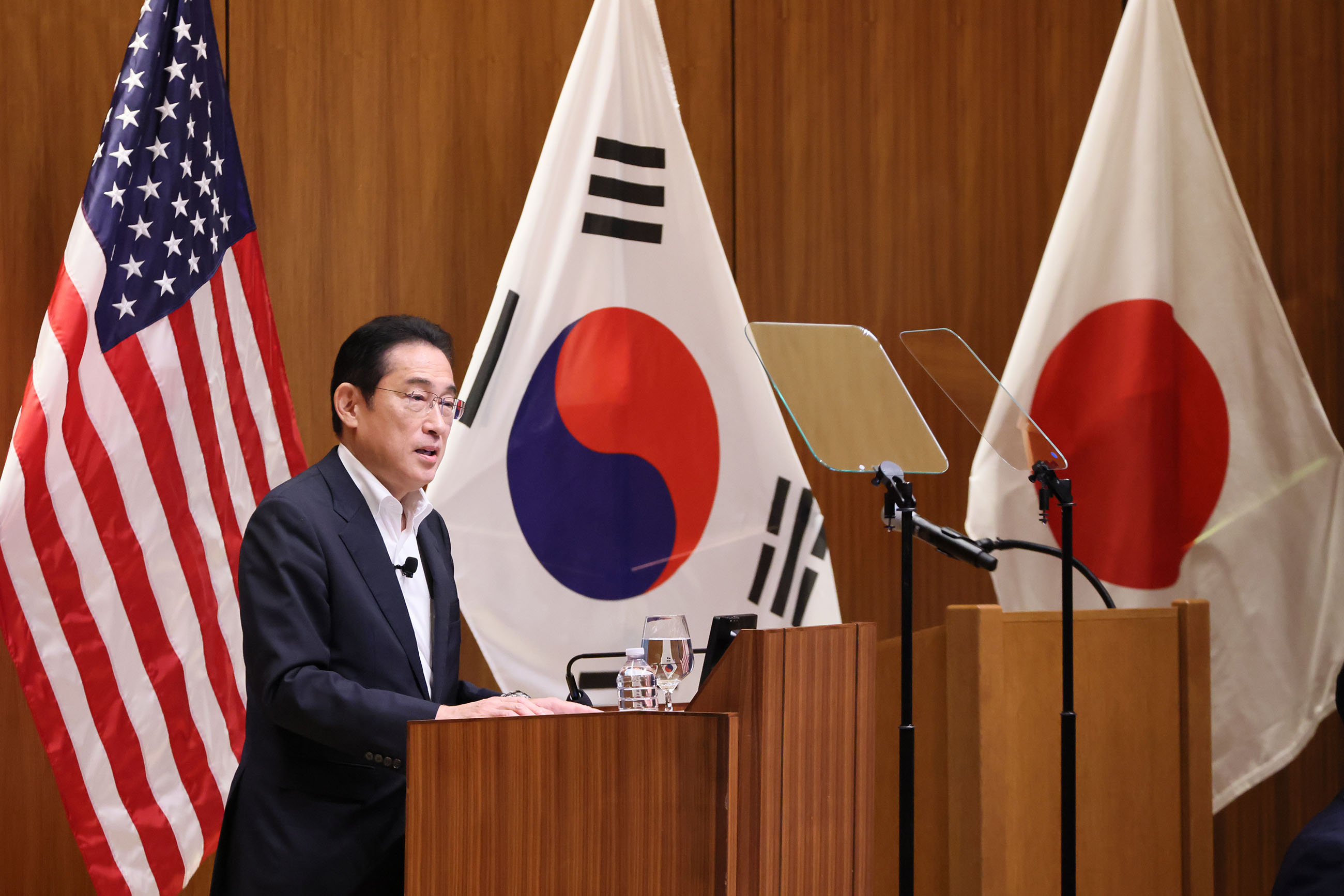 日韓首脳討論会に出席する岸田総理２