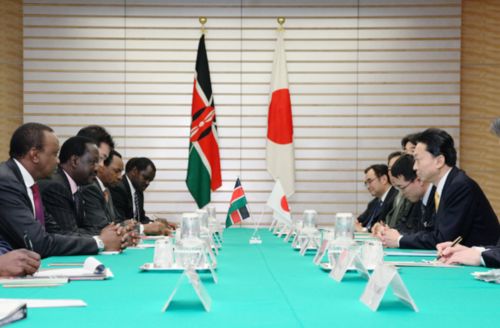 日本・ケニア首脳会談の写真２
