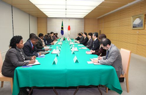 日本・タンザニア首脳会談の写真３