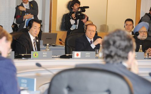 Ｇ２０全体会合に臨む菅総理の写真