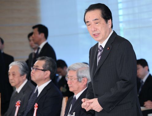 東日本大震災復興構想会議であいさつする菅総理１