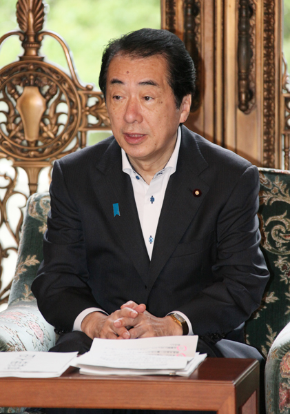 拉致問題対策本部会合で挨拶する菅総理2