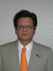 �O�c�с@���u