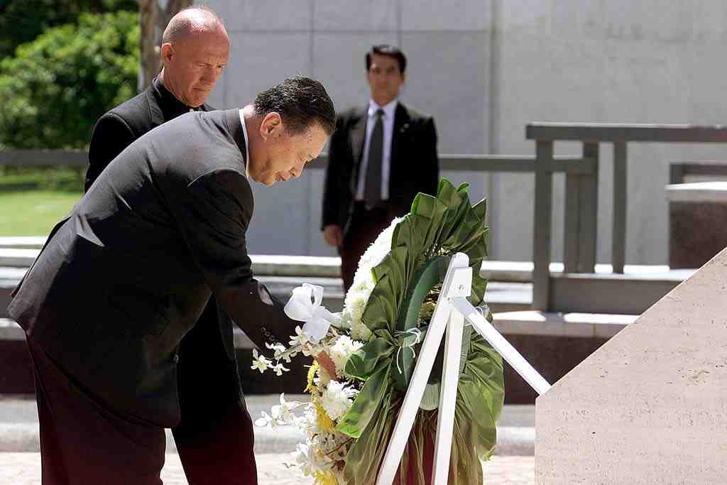 �p���`�{�[��������n�ɂČ��Ԃ���X����