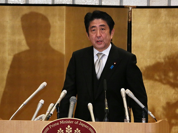 安倍总理举行了新年记者招待会。