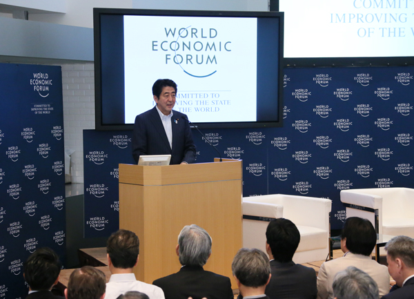 安倍总理出席了在东京都内举行的“世界经济论坛JAPAN Meeting 开幕会议”，并发表了演讲。