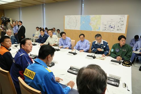 安倍总理在总理大臣官邸进行了2013年度原子能综合防灾训练。