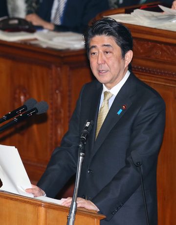 安倍总理出席了众议院全体会议。