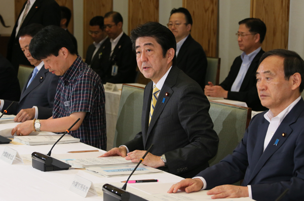 安倍总理在总理大臣官邸召开了第二次综合科学技术・创新会议。