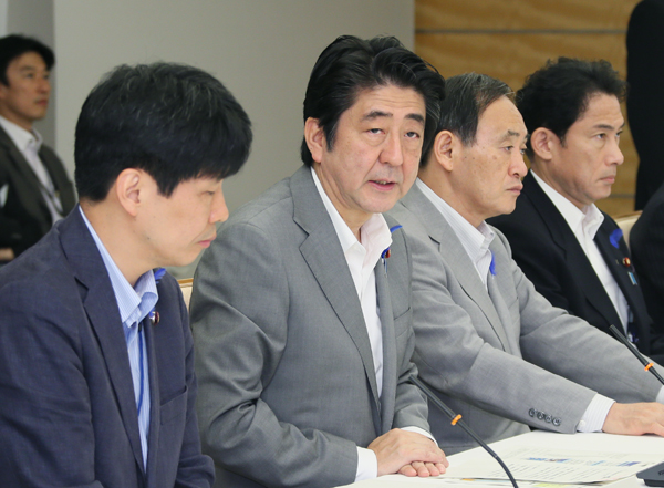 安倍总理在总理大臣官邸召开了第十一次综合海洋政策本部会议。