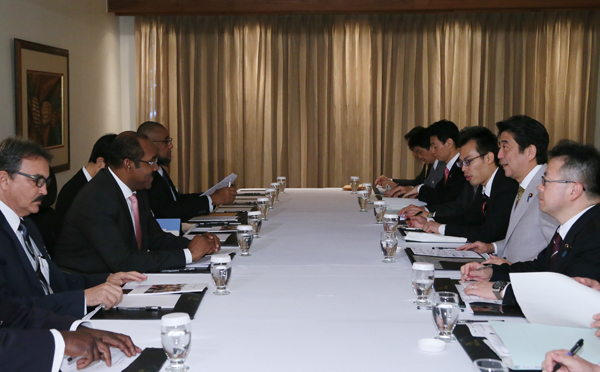 安倍总理访问了特立尼达和多巴哥共和国。