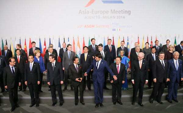 为出席第10届亚欧会议(ASEM)首脑会议等,安倍总理访问了意大利共和国。