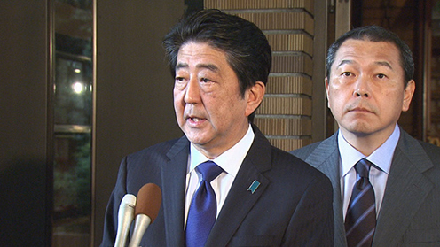 安倍总理在总理大臣公邸举行了关于第21号台风的记者会。