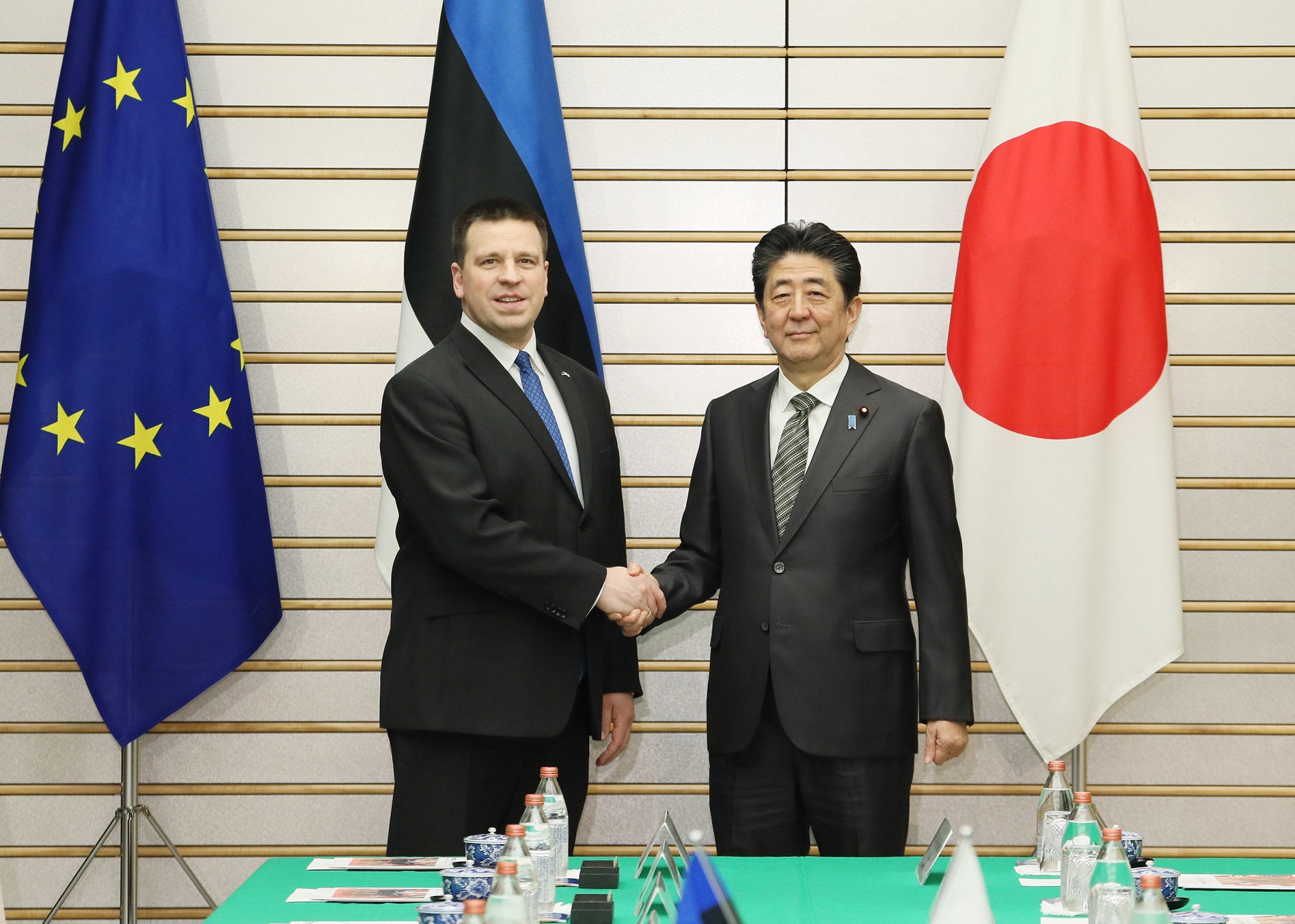 日本・爱沙尼亚首脑会谈等