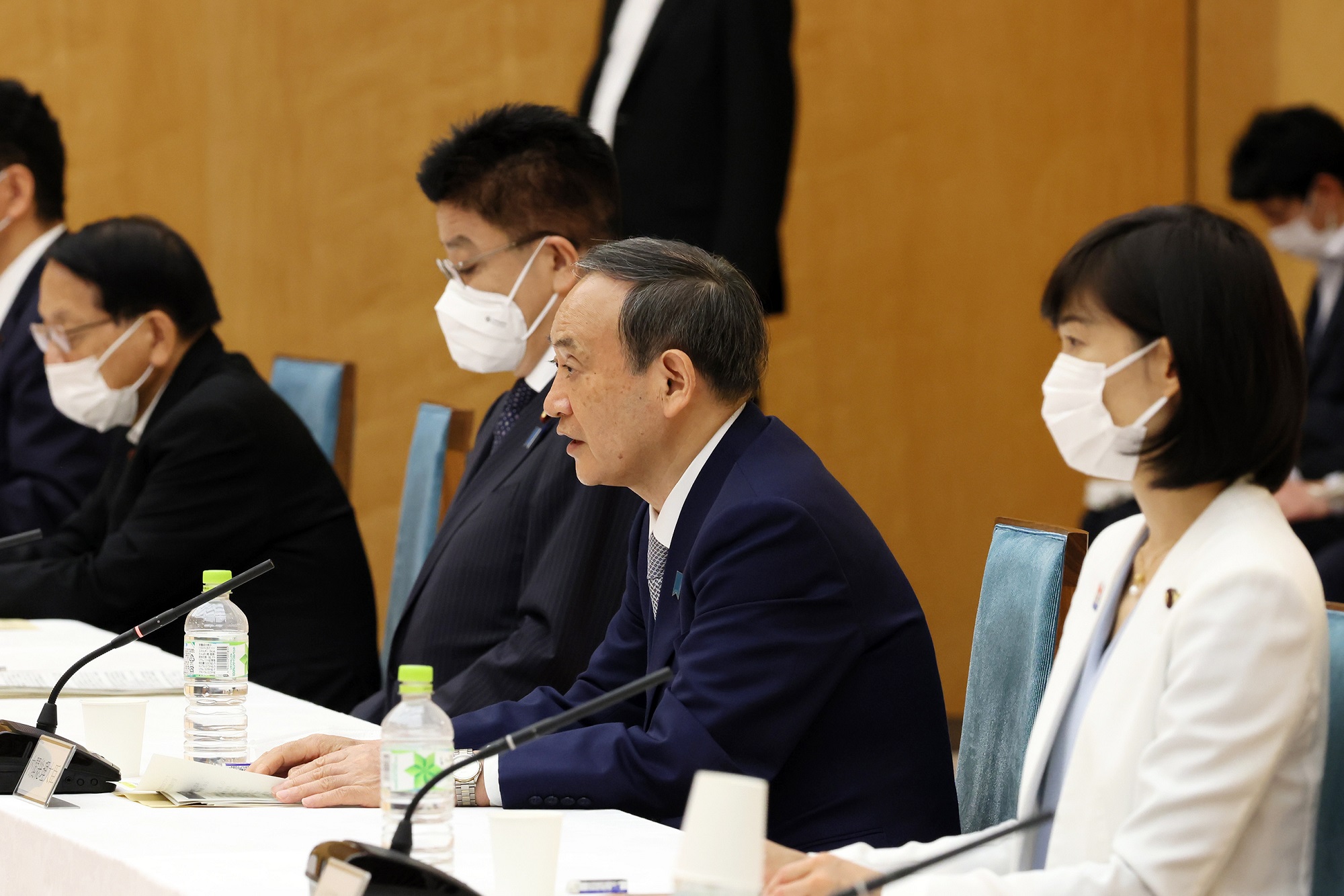 创建让所有女性绽放光彩的社会本部与男女共同参与推进本部联合会议