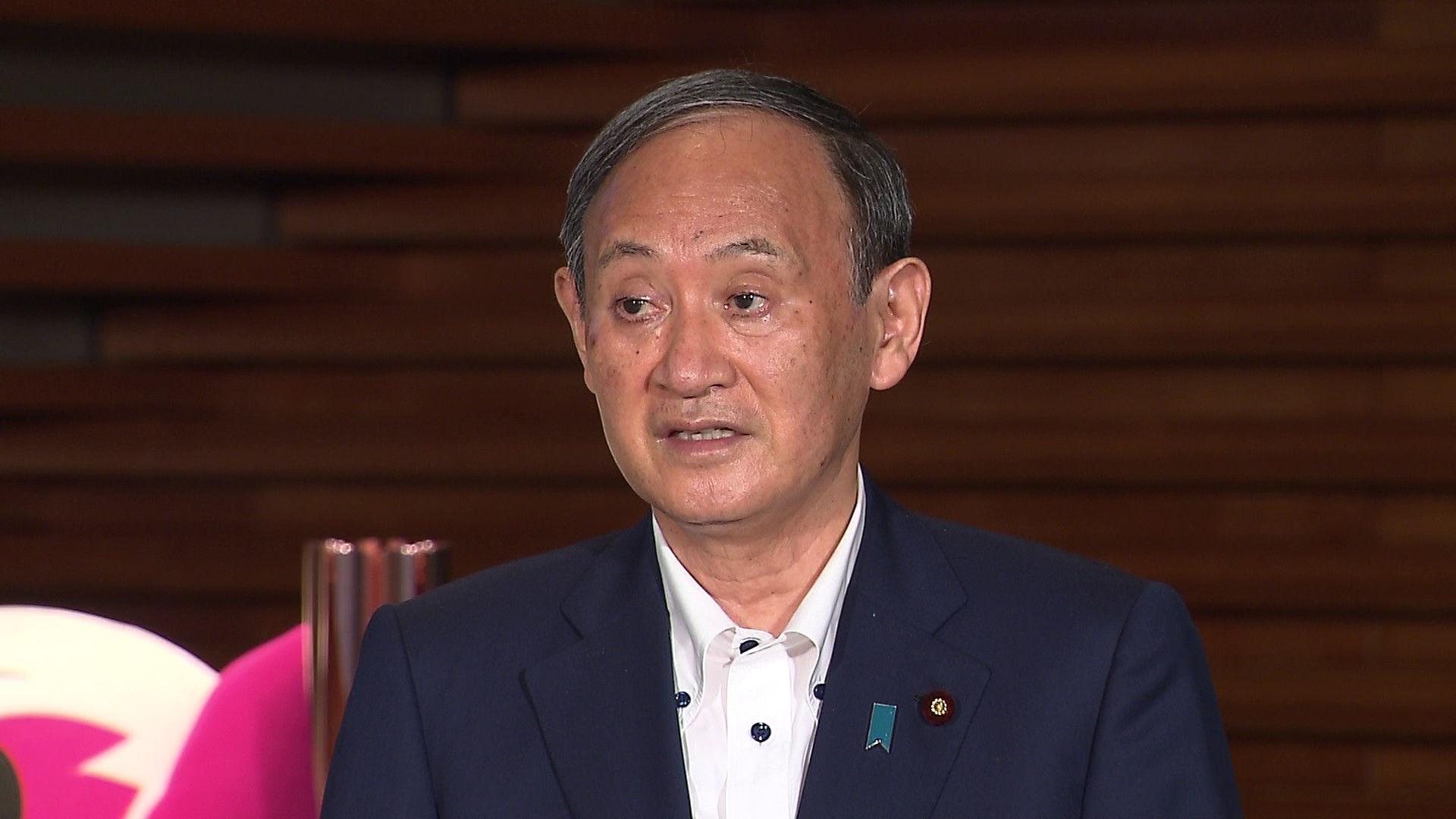 关于紧急事态宣言的运用等的会见