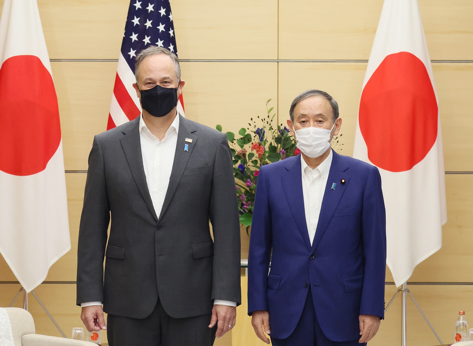 会见美国副总统丈夫道格拉斯·埃姆霍夫