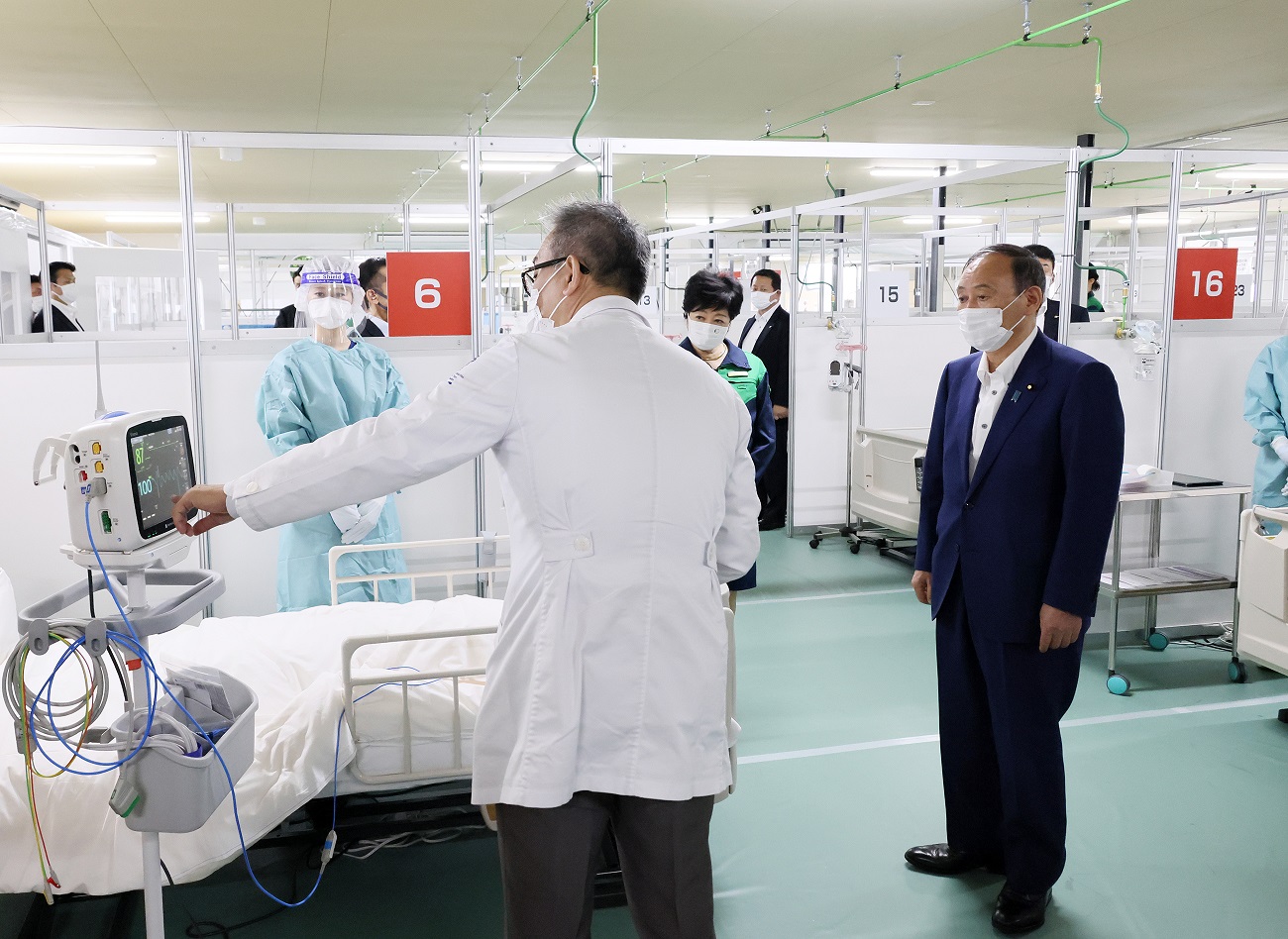 视察氧气及医疗服务提供站