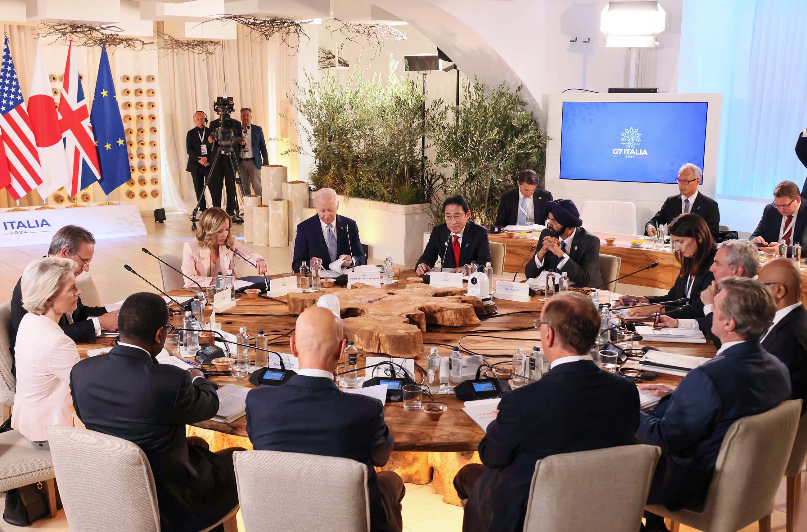 关于全球基础设施和投资伙伴关系（PGII）的场外活动