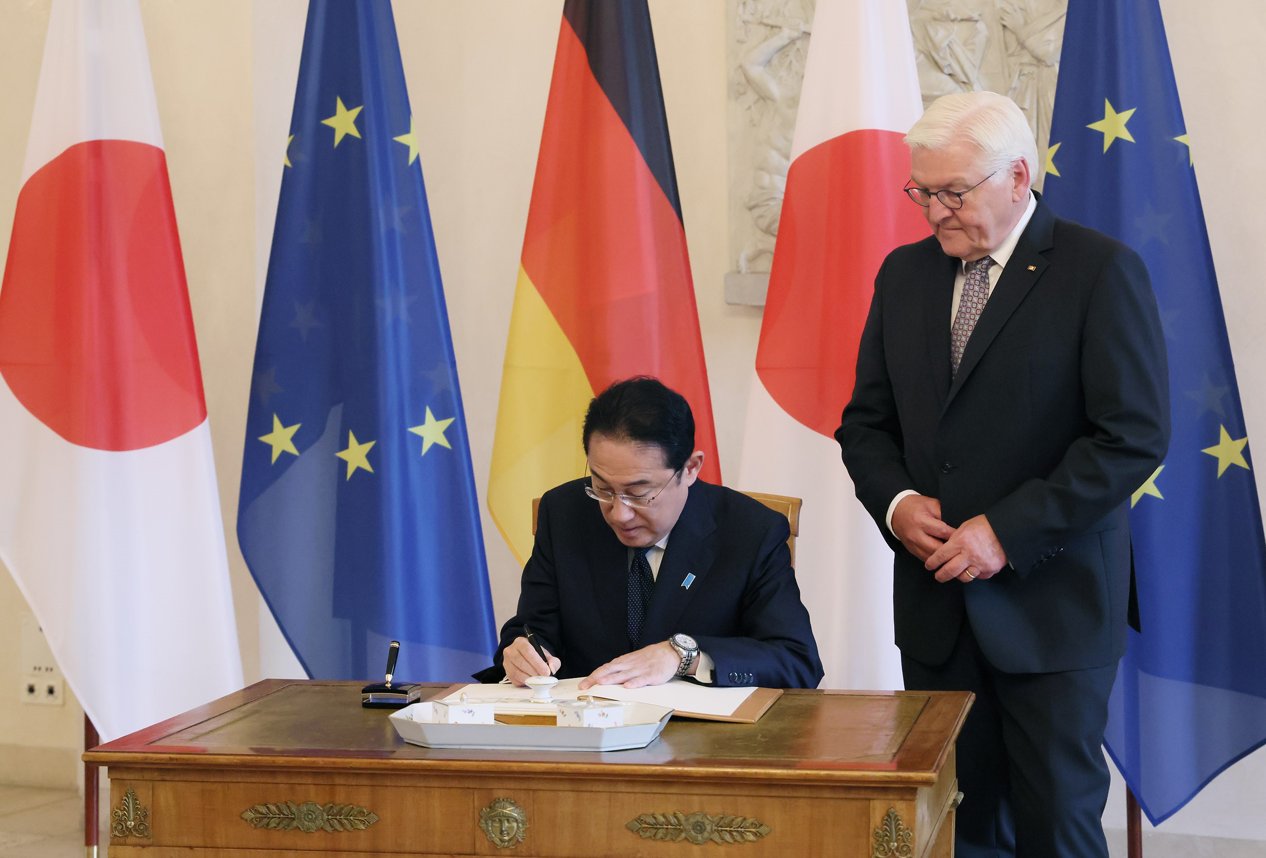 岸田首相拜会施泰因迈尔总统2