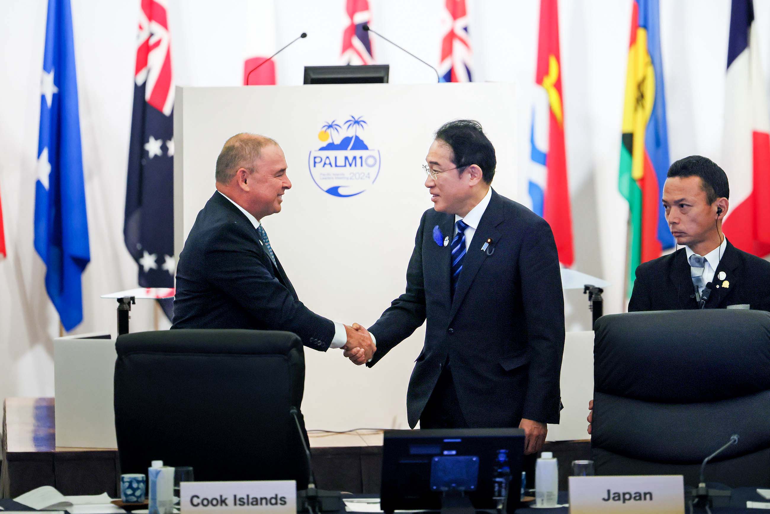 岸田首相出席闭幕式5