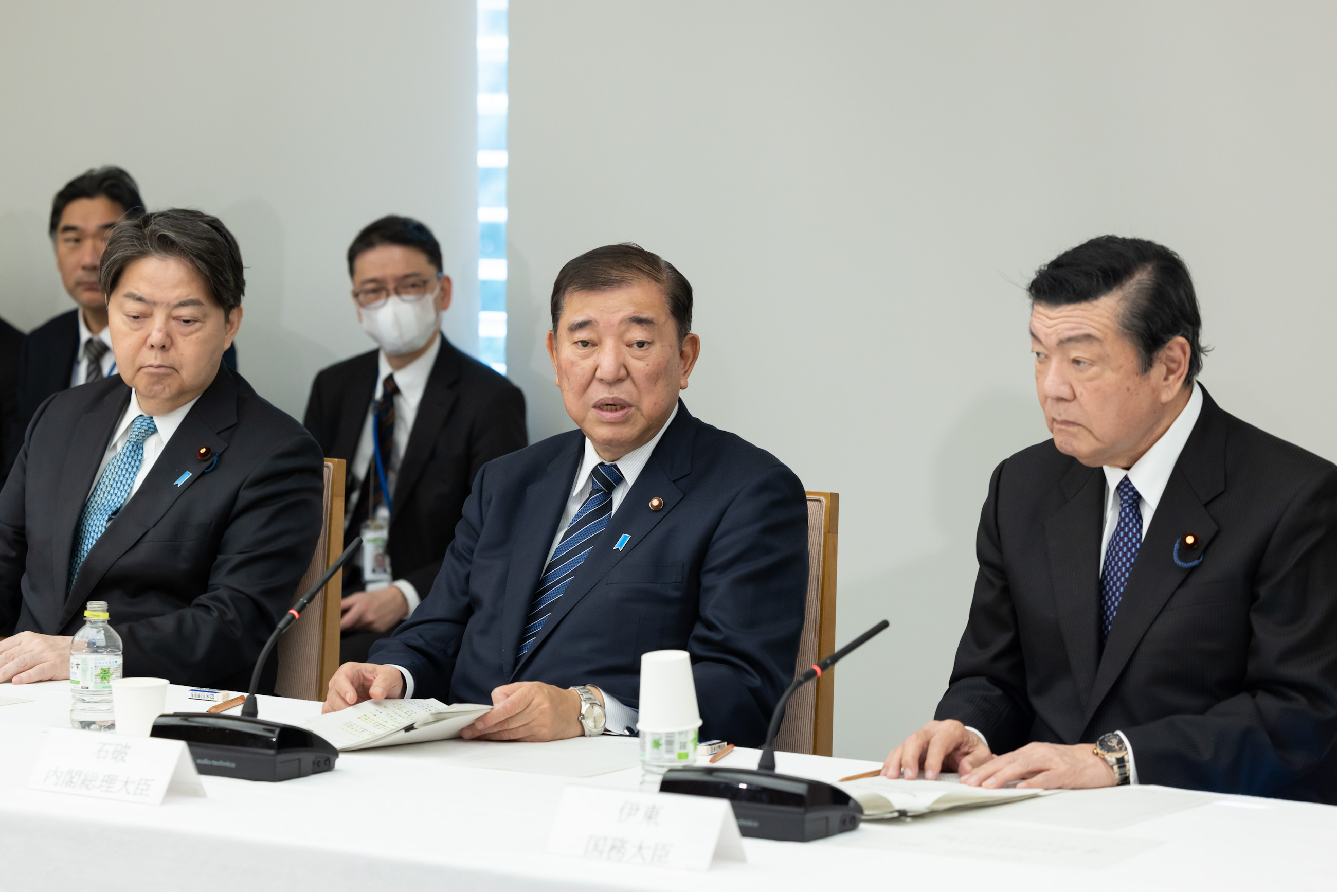 召开新地方经济与生活环境创生总部会议