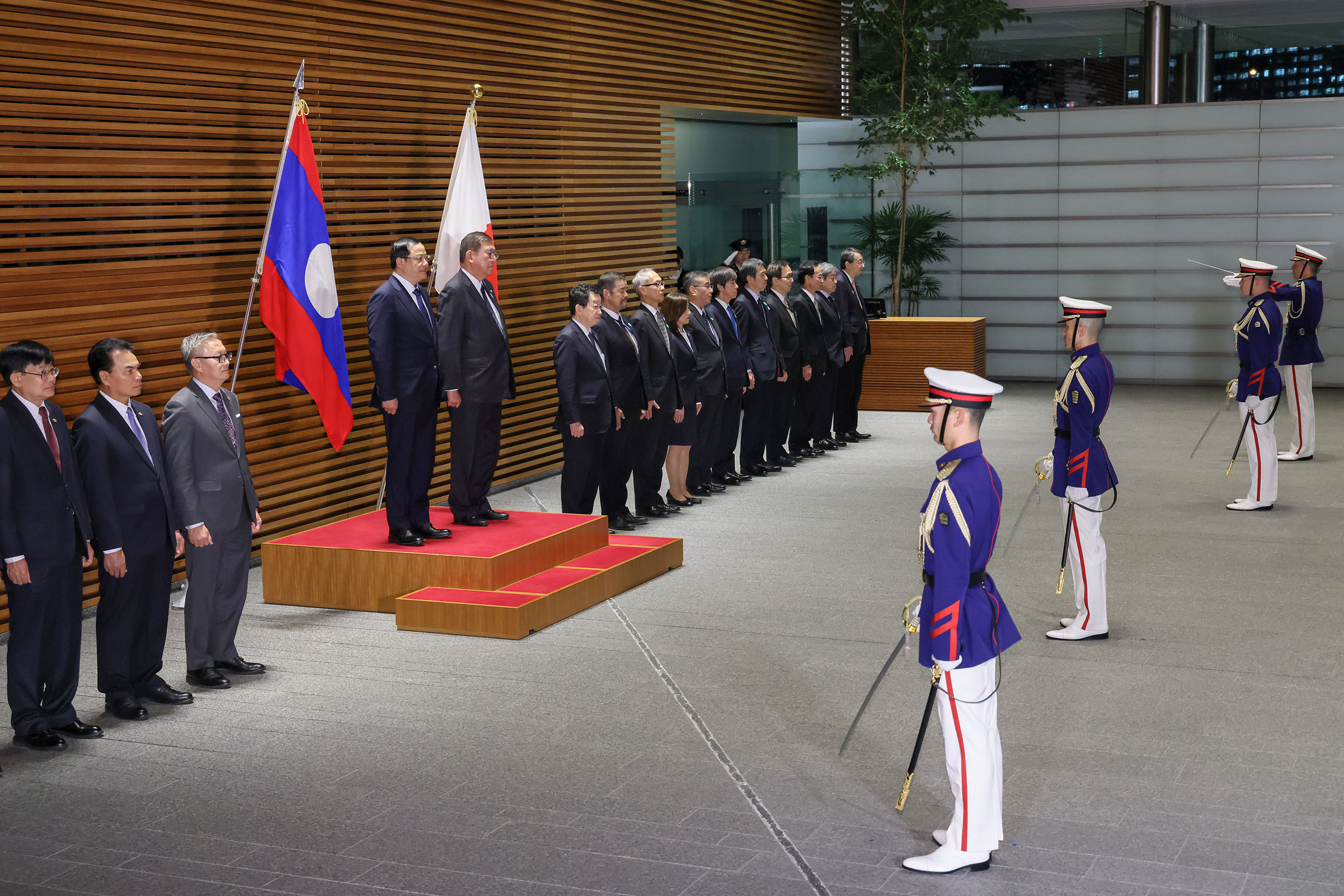 仪仗队的荣誉礼和迎宾仪式1